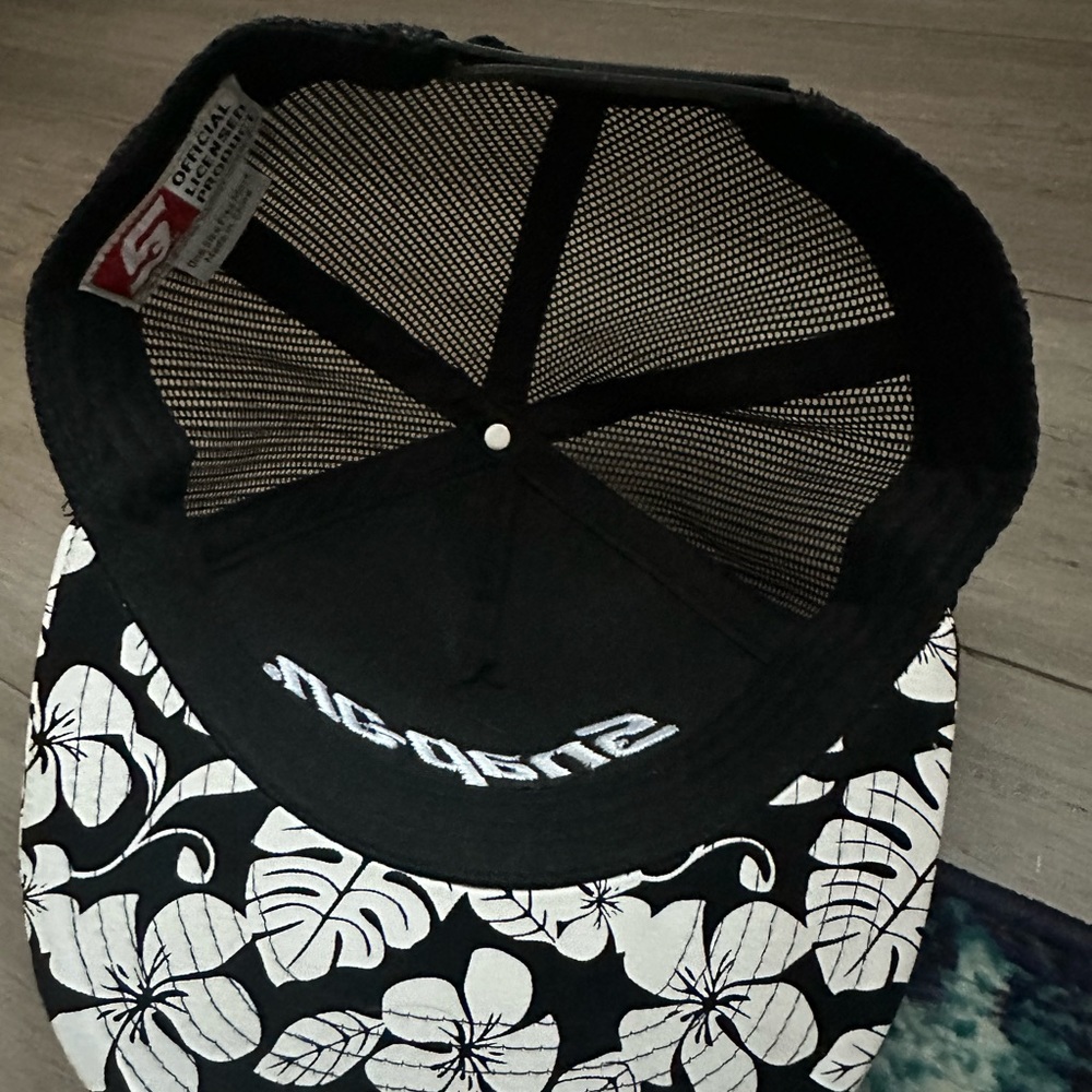 SNAP ON HAT - Picture 2 of 2